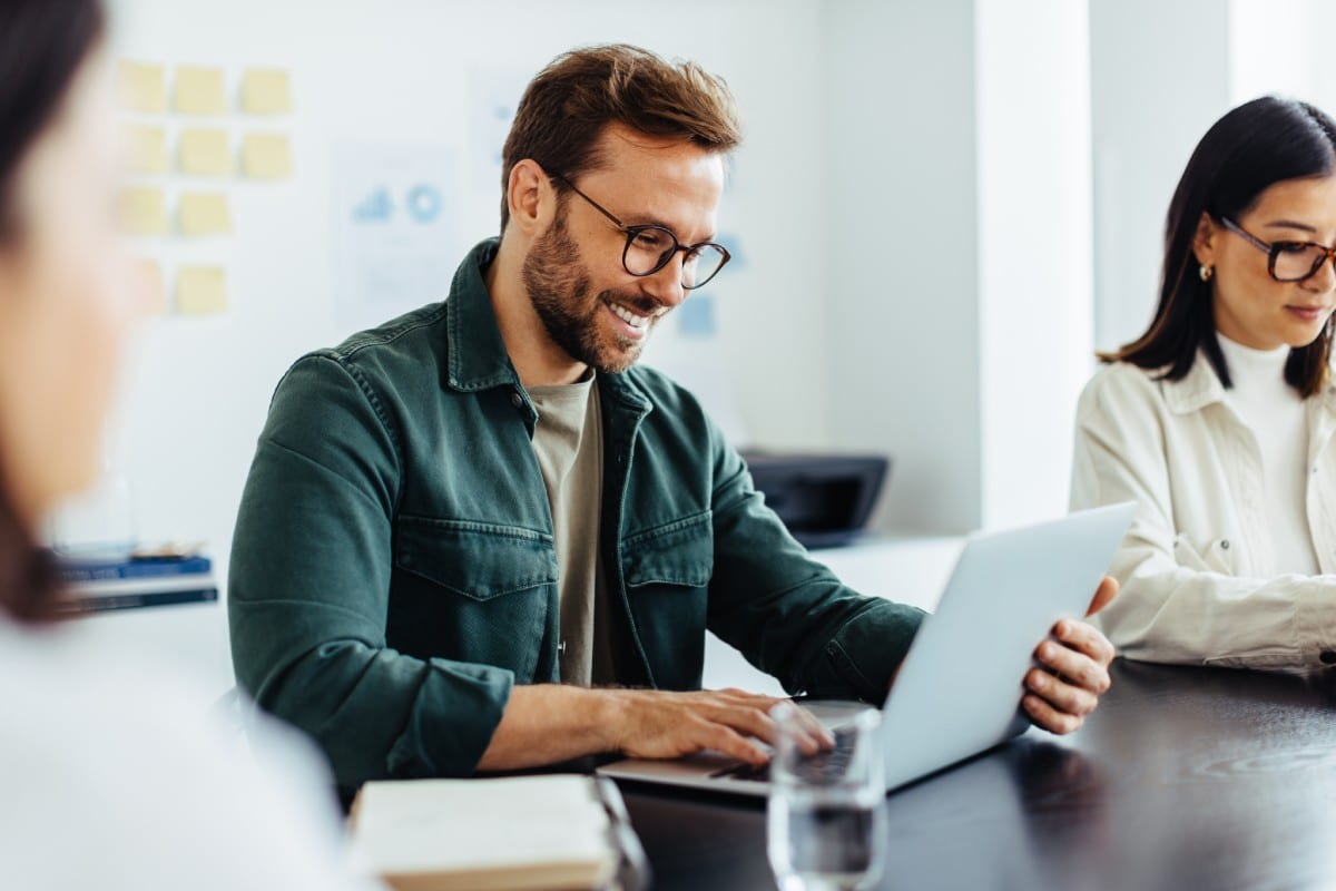 Modèle de compte rendu de réunion : 5 conseils pour le rédiger